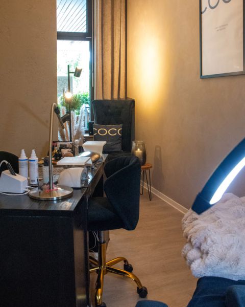 Handschuh auf dem Glamour steht